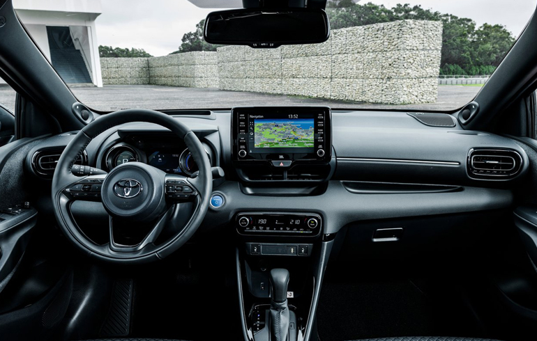 Προσεγμένο, όμορφο και πιο ευρύχωρο το σαλόνι