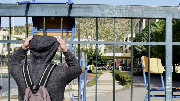 Σε κλοιό οι καταληψίες