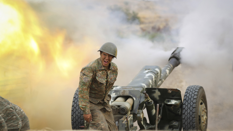 Ναγκόρνο Καραμπάχ: Πούτιν και Μακρόν καλούν να υπάρξει άμεση και πλήρης κατάπαυση του πυρός