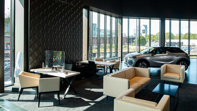 Κι όμως αυτή είναι αντιπροσωπεία αυτοκινήτων!