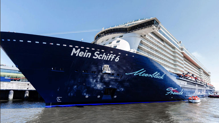 Στο λιμάνι της Κέρκυρας το κρουαζιερόπλοιο Mein Schiff 6