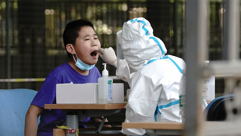 Δέκα εισαγόμενα κρούσματα κορωνοϊού εντοπίστηκαν στη Κίνα