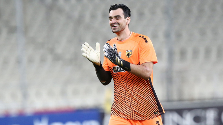 Τσιντώτας: «Οδηγός μας το αήττητο της σεζόν 2017/18»