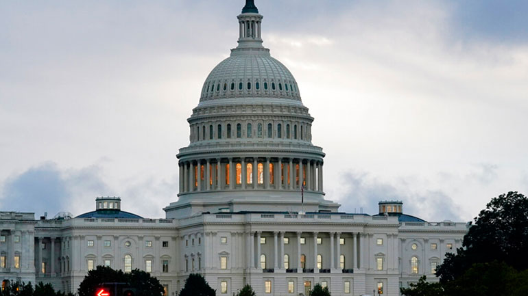 ΗΠΑ: Θετικός στον Covid-19 ο Ρεπουμπλικανός γερουσιαστής Μάικ Λι ΗΠΑ: Θετικός στον Covid-19 ο Ρεπουμπλικανός γερουσιαστής Μάικ Λι