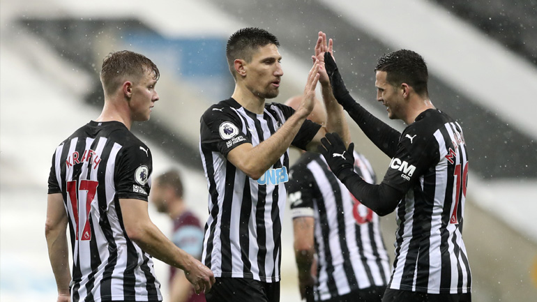 Αγγλία: Δεύτερη νίκη για τη Νιούκαστλ, 3-1 την Μπέρνλι