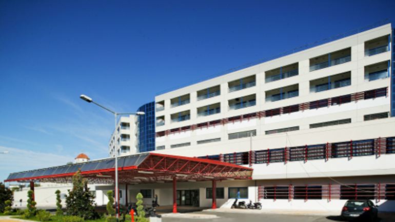 Λαμία: Στη ΜΕΘ με κορωνοϊό  65χρονος ταξιτζής