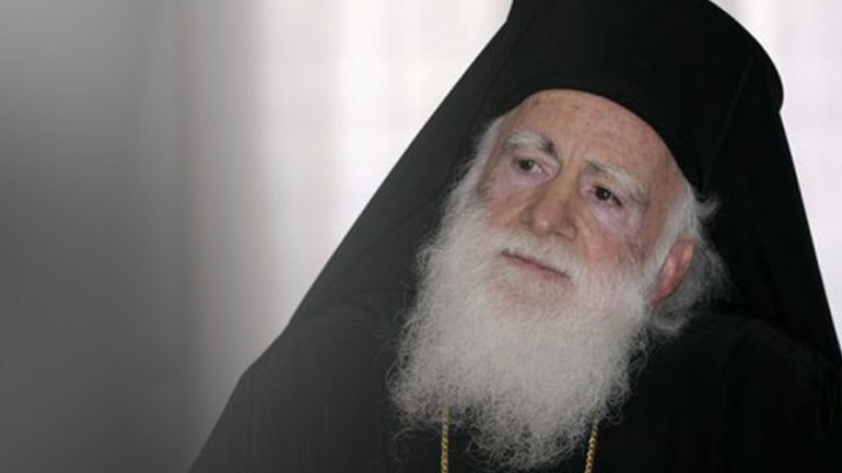 Ο Αρχιεπίσκοπος Κρήτης ανέβασε πυρετό και παραμένει στη ΜΕΘ – Το ιατρικό ανακοινωθέν