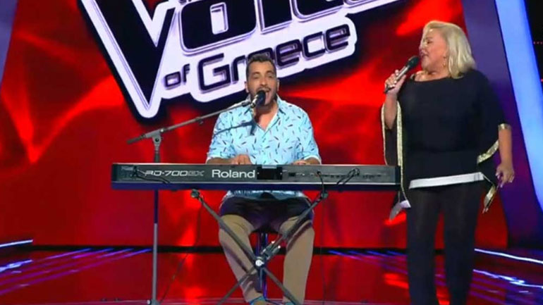 Η Μπέσσυ Αργυράκη στη σκηνή του The Voice