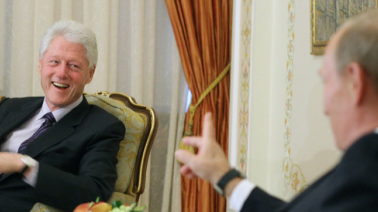 Στη δημοσιότητα η συνομιλία Πούτιν – Κλίντον για τη βύθιση του πυρηνοκίνητου υποβρυχίου «Κουρσκ» το 2000