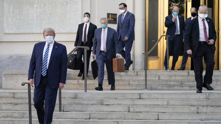 ΗΠΑ: Επέστρεψε στον Λευκό Οίκο ο Τραμπ