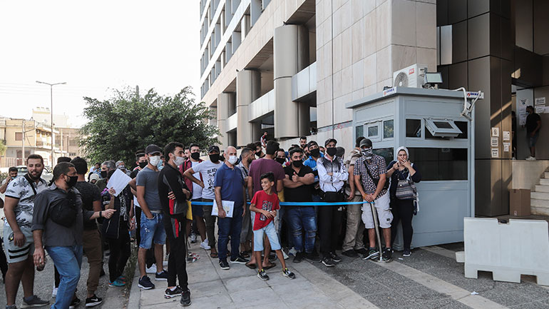 Αναστολή λειτουργίας γραφείων ασύλου λόγω κρουσμάτων κορωνοϊού