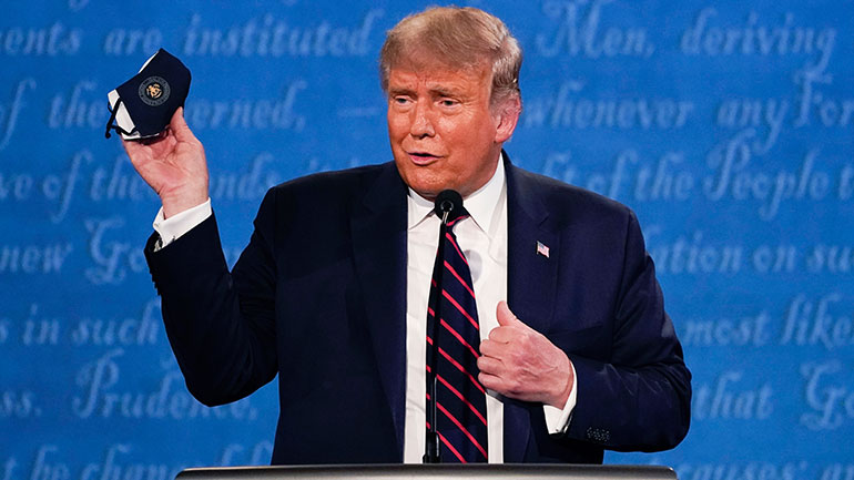 Τραμπ: Λιγότερο θανατηφόρος ο Covid από τη γρίπη «για τους περισσότερους πληθυσμούς»