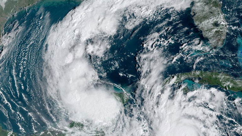 ΗΠΑ: Ο κυκλώνας Δέλτα ενισχύθηκε σε κατηγορία 4 και προσεγγίζει το Μεξικό