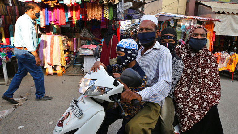 Ινδία: Τα κρούσματα μόλυνσης έφθασαν τα 6,76 εκατομμύρια
