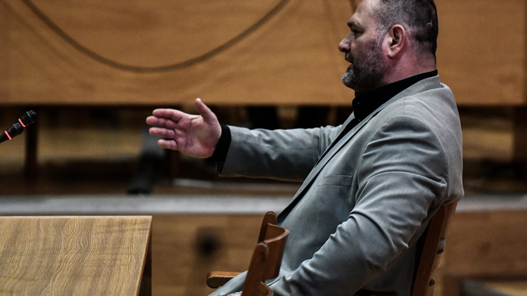 Αμετανόητος και προκλητικός ο Λαγός: «Είναι χαρά μου να σας πολεμώ»