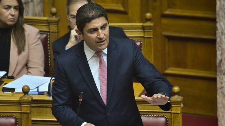 Επιχορήγηση σωματείων από Δήμους και απαγόρευση χρήσης δημοτικών εγκαταστάσεων από μη αδειοδοτημένα σωματεία