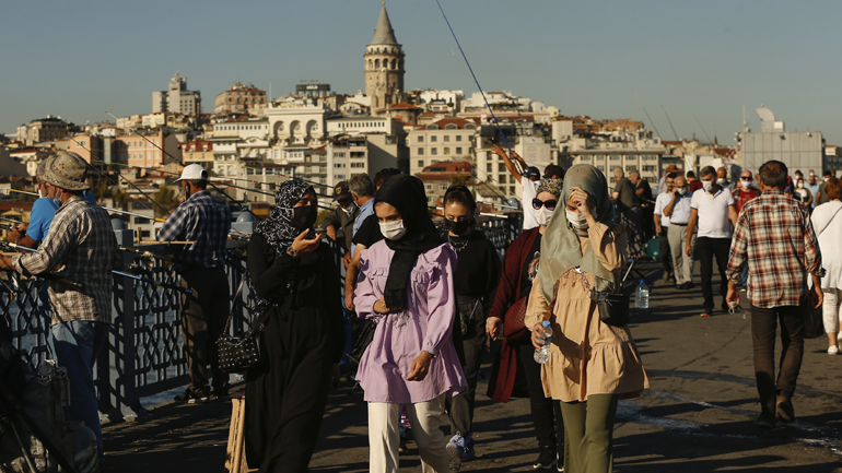 Covid-19: Στους 8.609 οι νεκροί στην Τουρκία