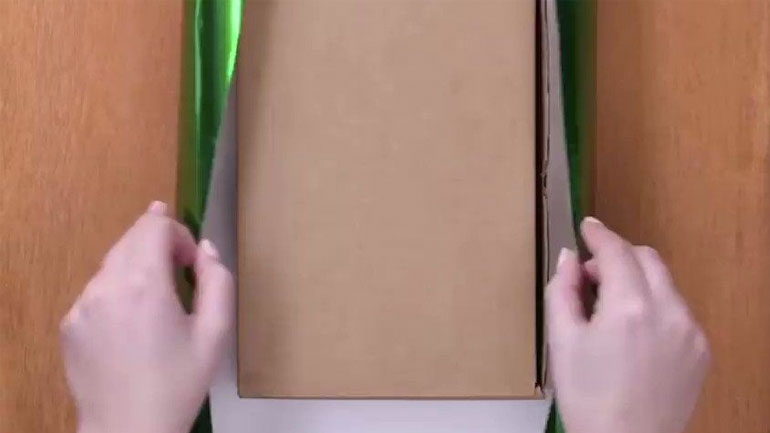 Πώς θα τυλίξετε ένα δώρο