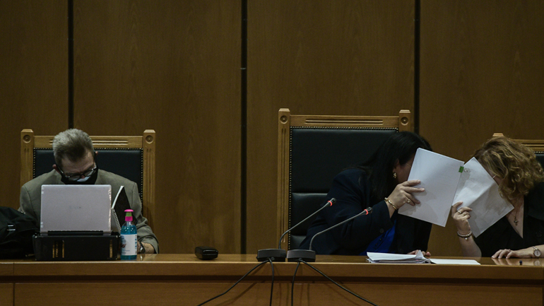 Δίκη Χρυσής Αυγής: Αύριο η απόφαση για ελαφρυντικά ενδεχομένως και για τις ποινές Δίκη Χρυσής Αυγής: Αύριο η απόφαση για ελαφρυντικά ενδεχομένως και για τις ποινές