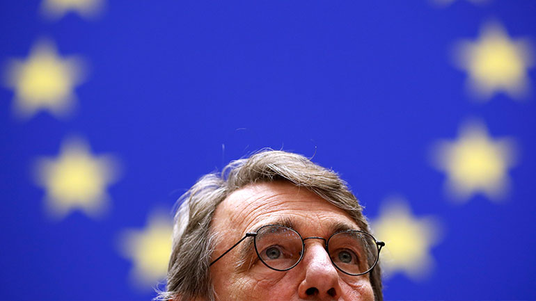 Σε καραντίνα ο πρόεδρος του Ευρωκοινοβουλίου, Νταβίντ Σασόλι – Ήρθε σε επαφή με κρούσμα Covid-19