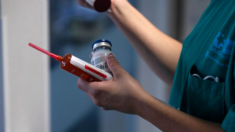 Γαλλία: Στο εδώλιο μια αναισθησιολόγος επειδή χειρούργησε σε κατάσταση μέθης