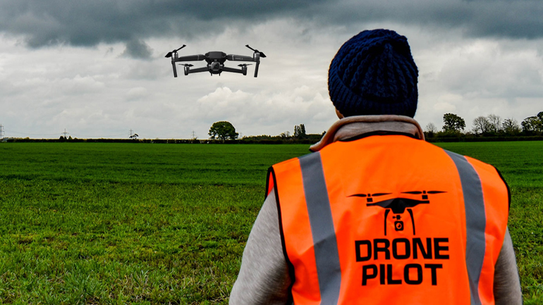 Αναζητάτε χειριστή drone; Το idrones.gr σας βρίσκει τη λύση!