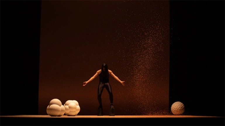 Η Στέγη ταξιδεύει στις σκηνές της Ευρώπης