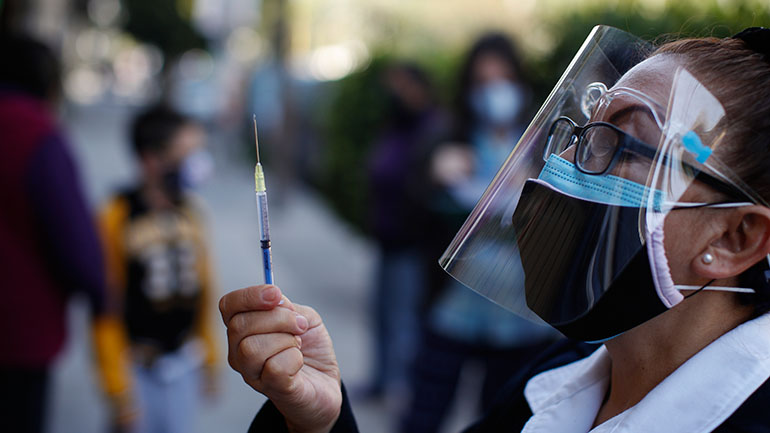 Η χορήγηση ρεμντεσιβίρης φαίνεται πως μειώνει τον χρόνο ίασης από τον κορωνοϊό κατά πέντε ημέρες