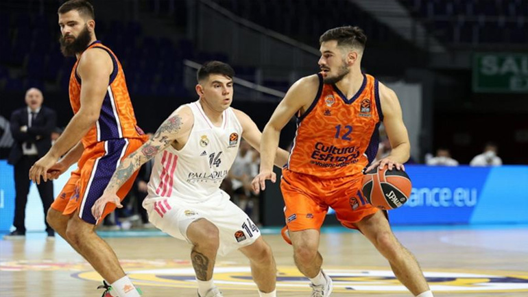 «Βόμβα» από τη Βαλένθια, 93-77 τη Ρεάλ στη Μαδρίτη