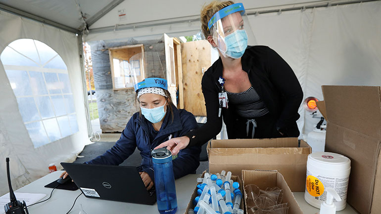 Τρίτο ρεκόρ στη σειρά καταγράφει η Τσεχία με 5.394 νέα κρούσματα κορωνοϊού σε μία μέρα