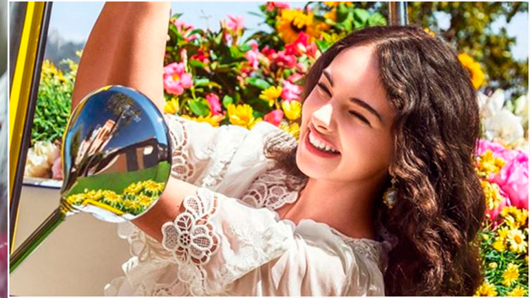 Deva Cassel: Η 16χρονη κόρη της Monica Bellucci ποζάρει για το γαλλικό Elle