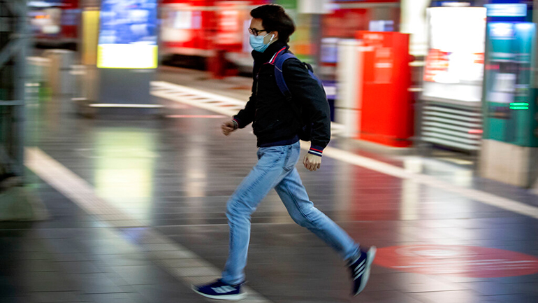 Γερμανία: Τα κρούσματα Covid-19 αυξήθηκαν κατά 3.483 και έφθασαν τα 322.864