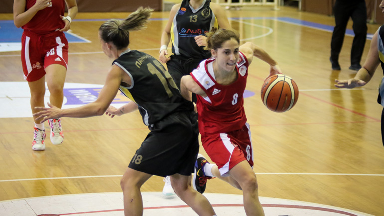 Μπάσκετ γυναικών: Επίδειξη δύναμης από τον Ολυμπιακό, 121-37 τους Πάνθηρες