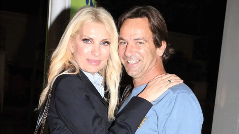 Ο Μάκης Παντζόπουλος μαθαίνει στην Ελένη Μενεγάκη το Tik Tok