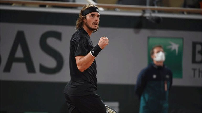 Οι ρομαντικές φωτογραφίες του Στέφανου Τσιτσιπά στο Παρίσι!