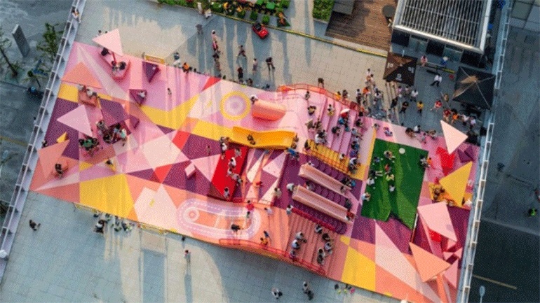 Πολύχρωμοι παιδότοποι από 100 Architects