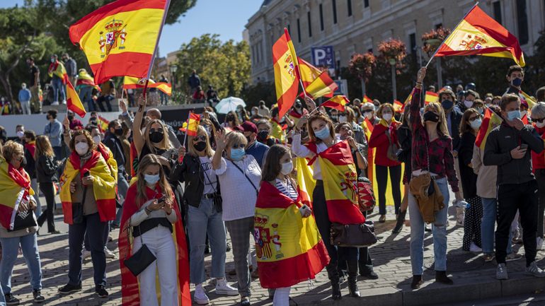 Διαδηλώσεις κατά της καραντίνας στη Μαδρίτη μετά το κάλεσμα ακροδεξιού κόμματος