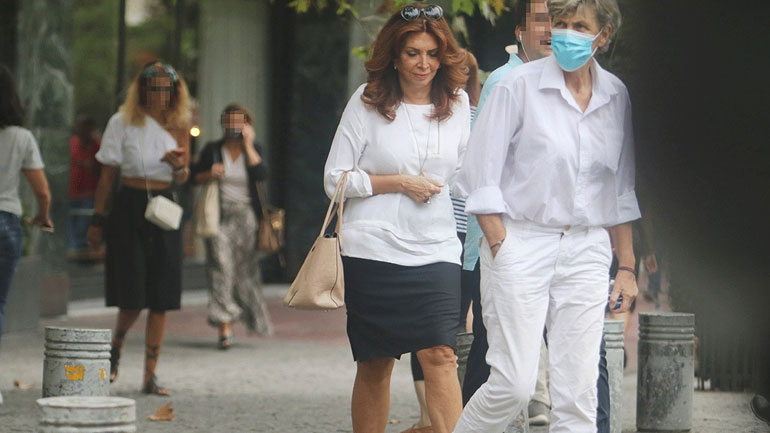 Μιμή Ντενίση: Πρώτη δημόσια εμφάνιση μετά τον θάνατο της μητέρας της