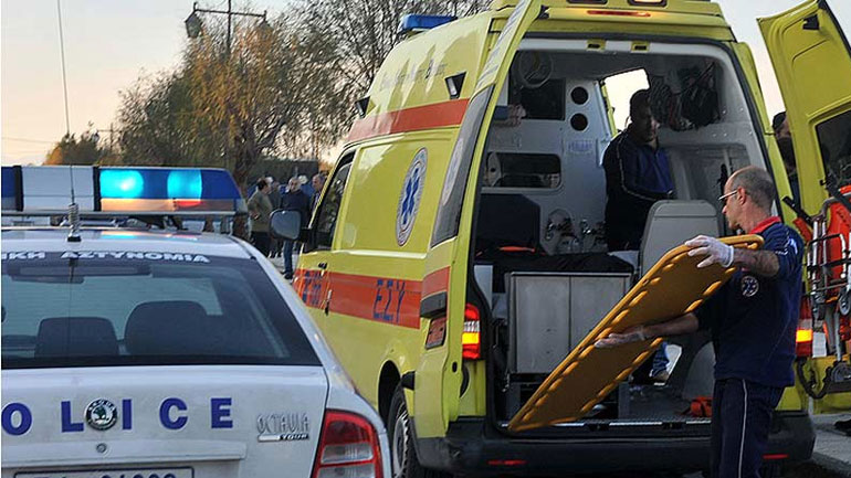Τραγωδία στη	Χαλκιδική: Νεκροί δύο νεαροί στην άσφαλτο