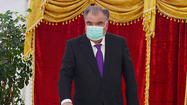 Τατζικιστάν: Ο Εμομάλι Ραχμόν επανεξελέγη με ποσοστό 90% των ψήφων