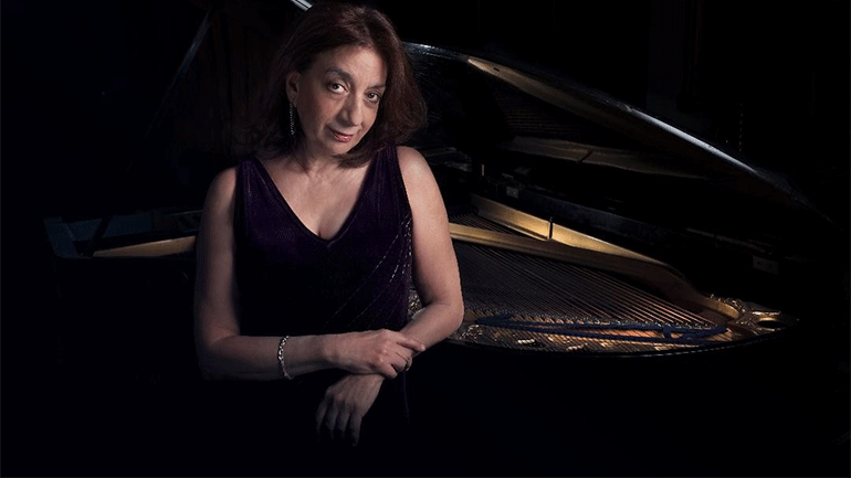 Οι «Παραλλαγές Goldberg», το αριστούργημα  του Bach, από την πιανίστα Αλεξάνδρα Παπαστεφάνου