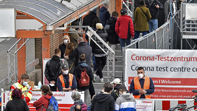 Κορωνοϊός: 13 νέοι θάνατοι και 4.122 νέα κρούσματα στη Γερμανία