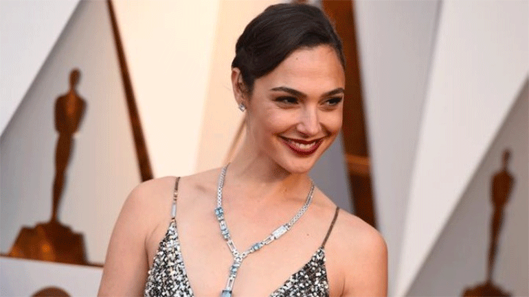 Η Γκαλ Γκαντότ θα υποδυθεί την Κλεοπάτρα σε νέα ταινία της Πάτι Τζένκινς