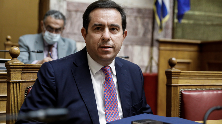 Μηταράκης: Δεσμευόμαστε για μηδενική μόνιμη παραμονή σε δομές στα νησιά και στην ακριτική Ελλάδα