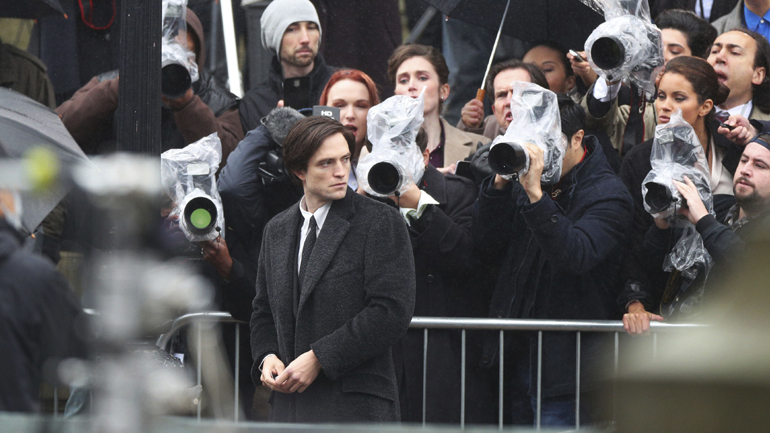 Επέστρεψε στα γυρίσματα της ταινίας The Batman ο Ρόμπερτ Πάτινσον