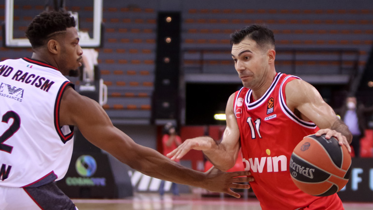 Σλούκας: «Αξίζαμε τη νίκη»