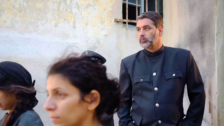 Άγριες Μέλισσες: O Βόσκαρης συνεχίζει το παιχνίδι του, αλλά η Ελένη έχει αρχίσει να…