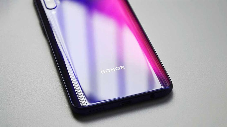 H HUAWEI σε συζητήσεις για την πώληση του νεανικού brand ΗΟΝΟR