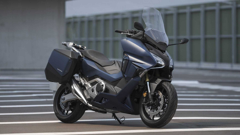 Τα ταξίδια είναι μέσα στο λεξιλόγιο του νέου 750 της Honda.