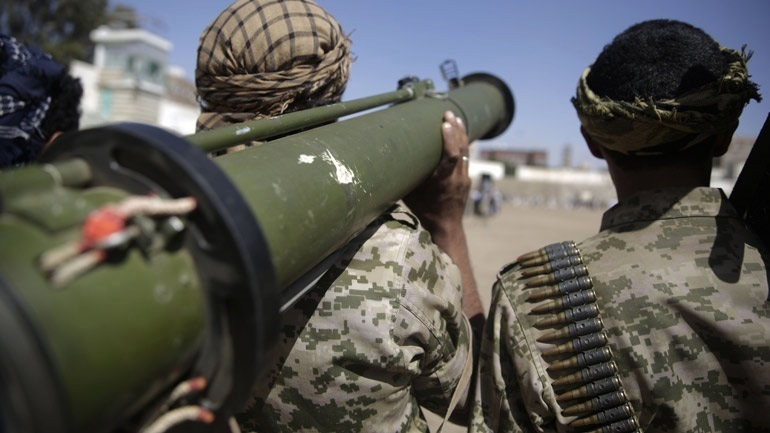 Υεμένη: Απελευθερώθηκαν δύο Αμερικανοί που κρατούνταν από τους αντάρτες Χούθι